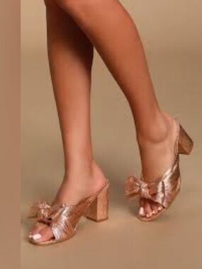 Lulus Dorothea Rose Gold Heel Sandals Size 8!